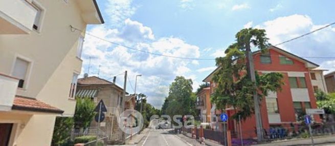 Casa indipendente in residenziale in Via Luigi Carlo Farini