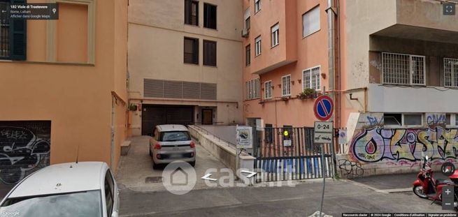 Garage/posto auto in residenziale in Viale di Trastevere 182