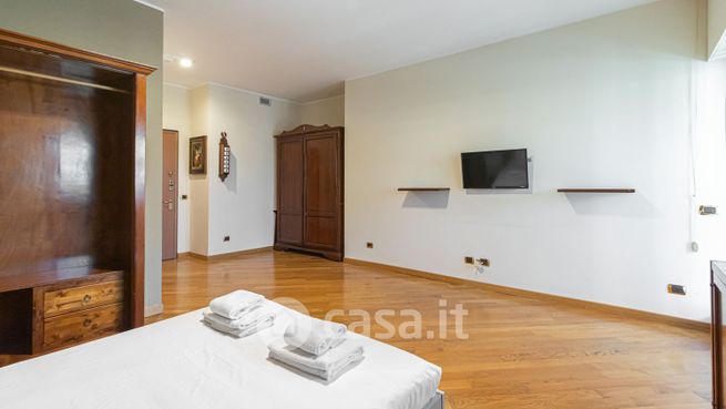 Appartamento in residenziale in Via Vitruvio 43