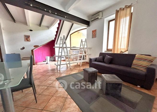 Casa bi/trifamiliare in residenziale in Via Santuario d'Oropa 125