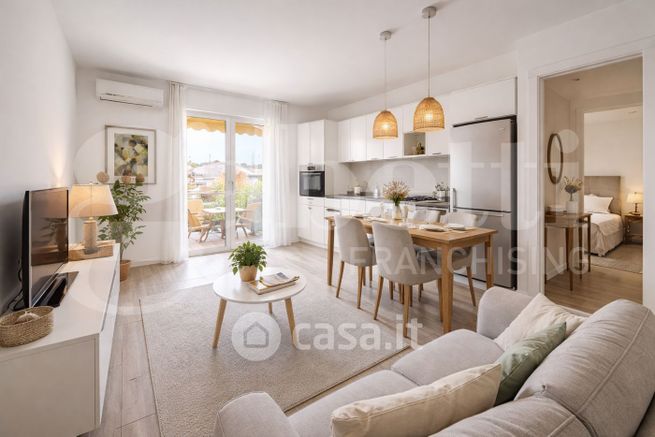 Appartamento in residenziale in Viale Trieste