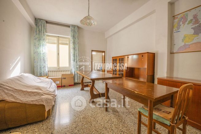 Appartamento in residenziale in Via Dante Alighieri 82