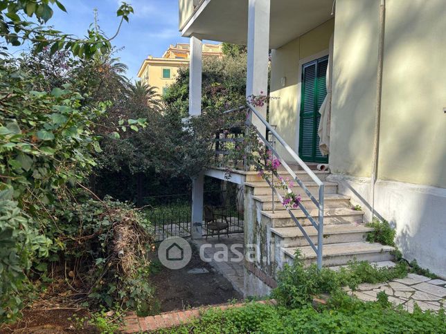 Appartamento in residenziale in Via Cupa 37