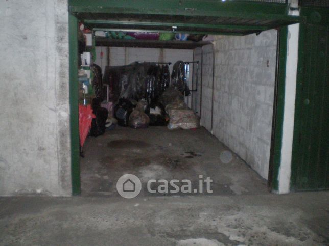Box/posto auto in residenziale in Via Marcantonio Colonna