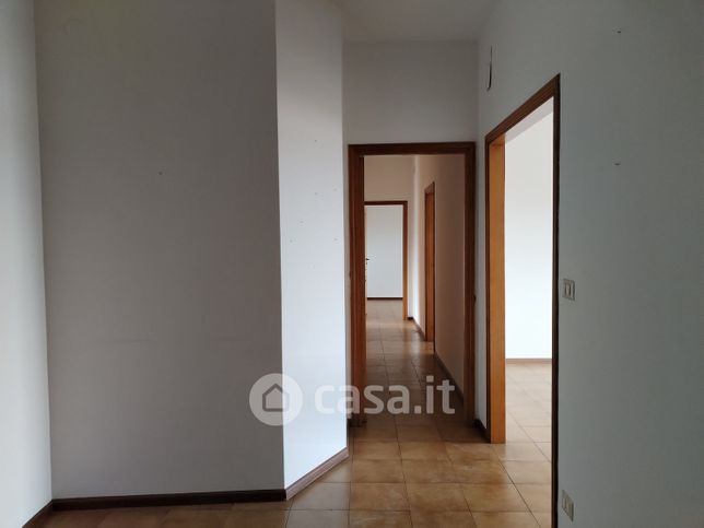 Appartamento in residenziale in Via della Regione 101
