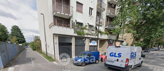 Ufficio in commerciale in Via Robecco