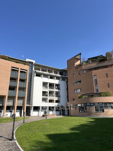 Ufficio in commerciale in Via Cappuccini