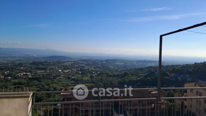 Casa indipendente in residenziale in Via delle Logge