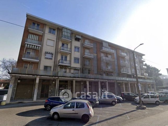 Appartamento in residenziale in Via Montello 11