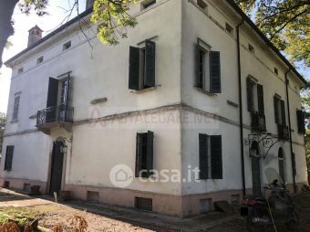 Villa in residenziale in Stradello Perizzi 28