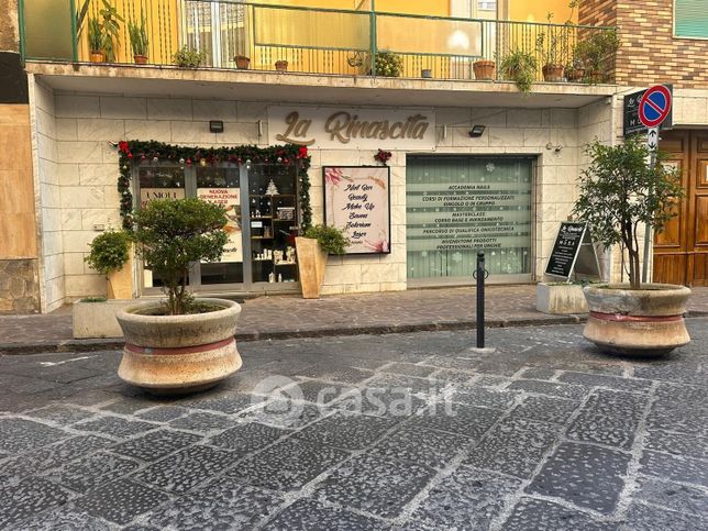 Attivitã /licenza (con o senza mura) in commerciale in Via San Francesco D'Assisi