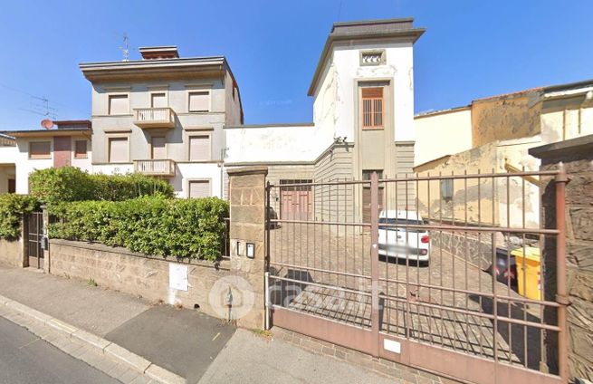 Capannone in commerciale in Via Montalese 152
