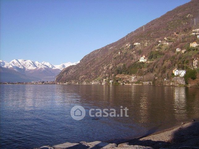 Appartamento in residenziale in Via Colico 12