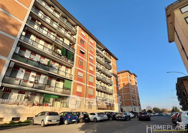 Appartamento in residenziale in Via Marcio Rutilio 40