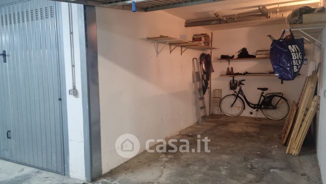 Garage/posto auto in residenziale in Via Alagon