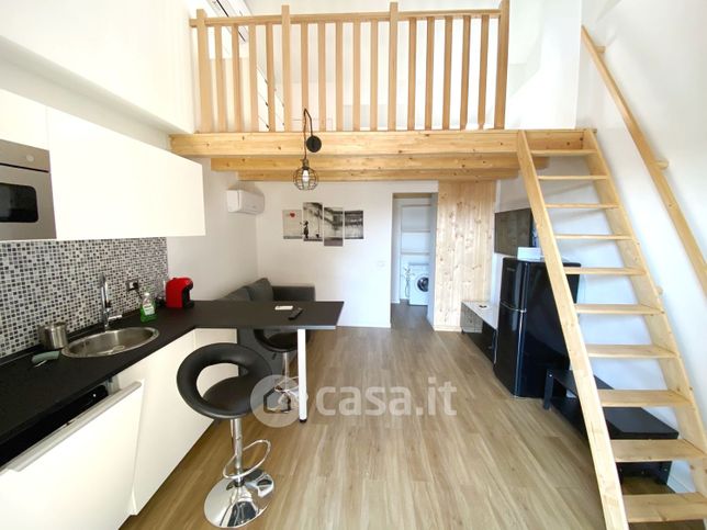 Appartamento in residenziale in Piazza Durini Conte 23