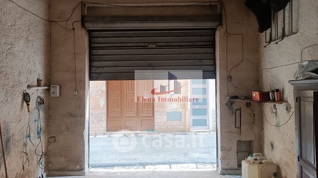 Garage/posto auto in residenziale in Via XV Maggio