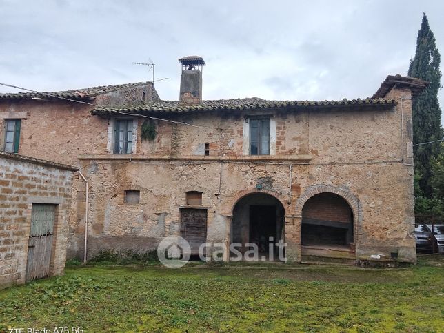 Rustico/casale in residenziale in LocalitÃ  Raggio