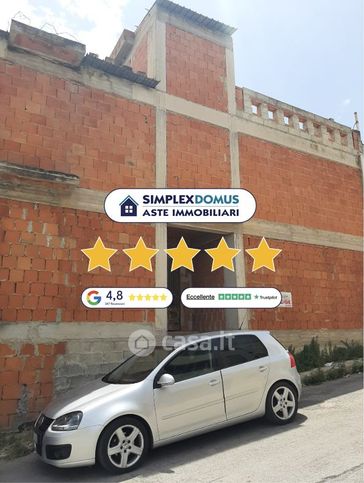 Appartamento in residenziale in Via M. dell'Ali