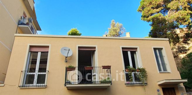 Appartamento in residenziale in Viale Luigi Merello 24