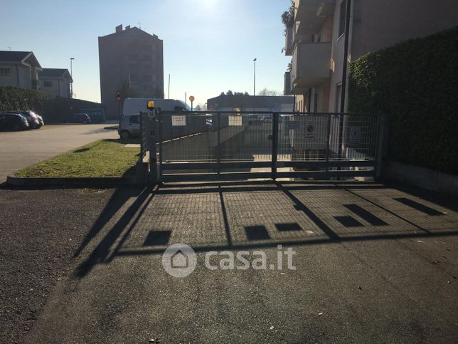 Garage/posto auto in residenziale in Via Giosuè Carducci