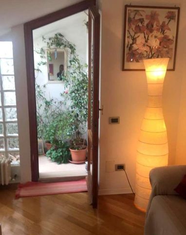 Appartamento in residenziale in Via Fratelli Pellas 44