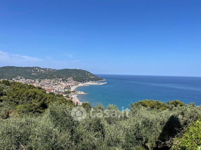 Appartamento in residenziale in Località Rollo