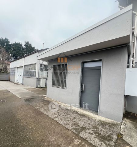 Capannone in commerciale in Via Filippo Brunelleschi