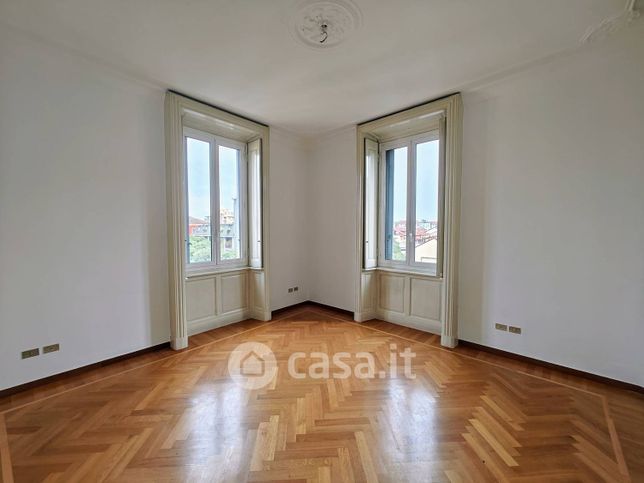 Appartamento in residenziale in Via Spartaco 38