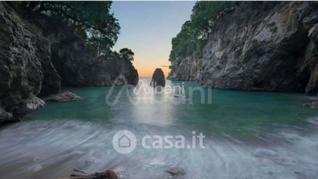 Casa indipendente in residenziale in Località Cala