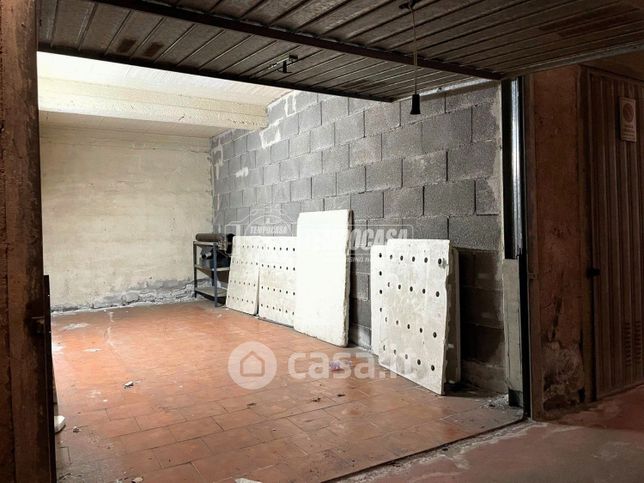 Box/posto auto in residenziale in 