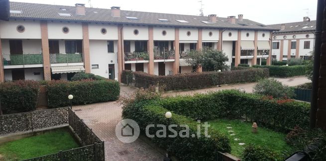 Appartamento in residenziale in Via Ponti Carmine 10