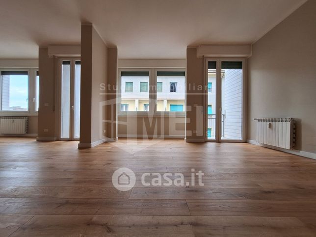 Appartamento in residenziale in Via Giovanni Marradi 201