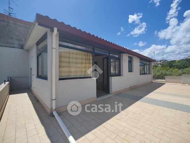 Appartamento in residenziale in Via Bruderi 7