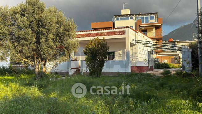 Villa in residenziale in Via Vito Cavataio