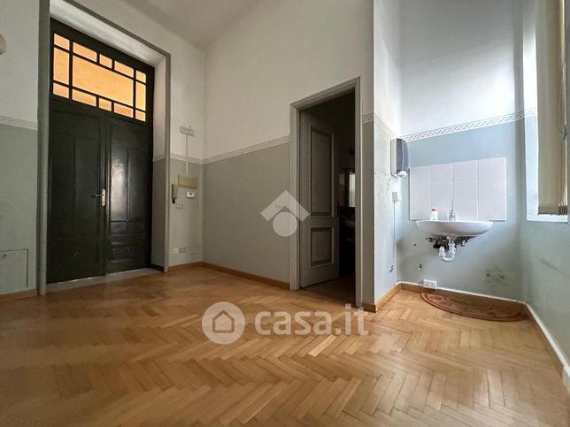 Ufficio in commerciale in Corso della Repubblica 25