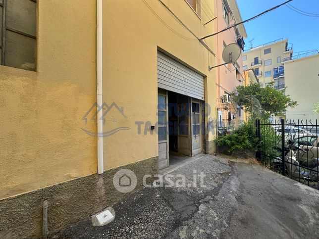 Box/posto auto in residenziale in Via Sebastiano Caboto