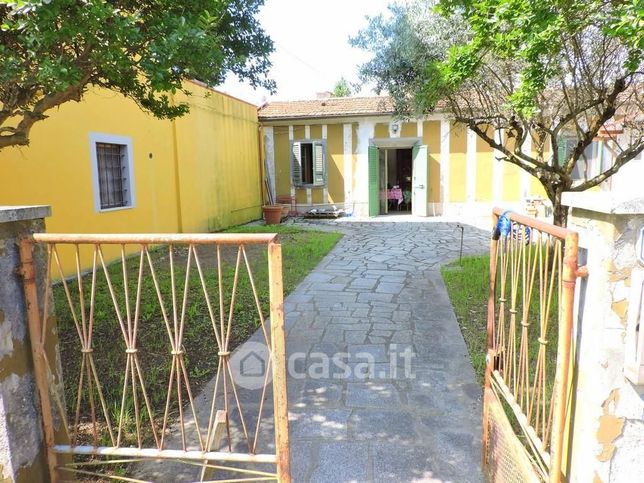 Casa indipendente in residenziale in Via di Falcata