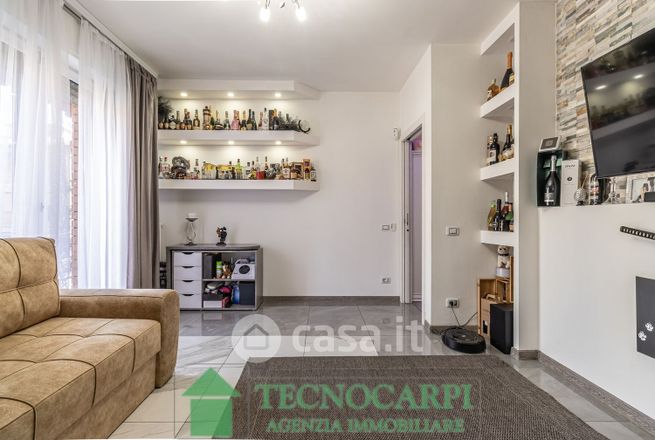 Appartamento in residenziale in Via Lago di Garda