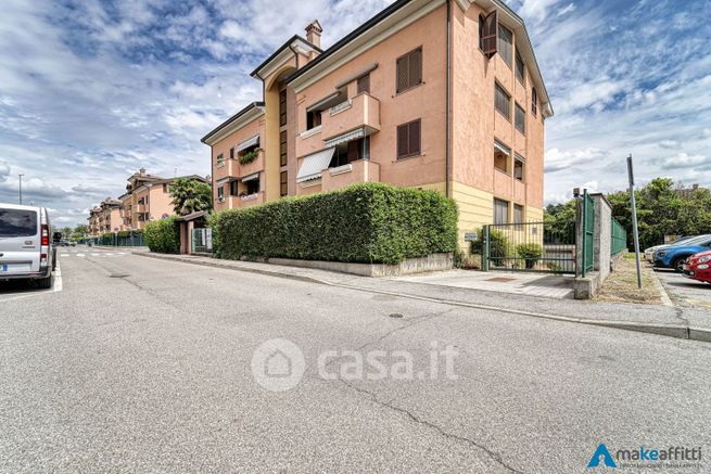 Appartamento in residenziale in Via Madre Cabrini 6