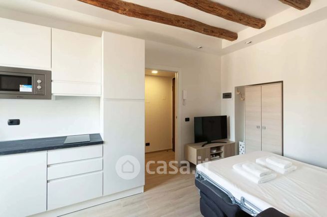 Appartamento in residenziale in Via Carlo Imbonati 15