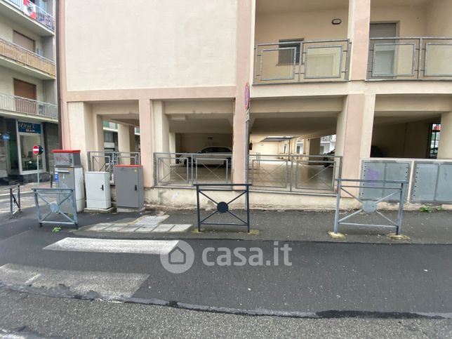 Garage/posto auto in residenziale in Via della Fontana 1