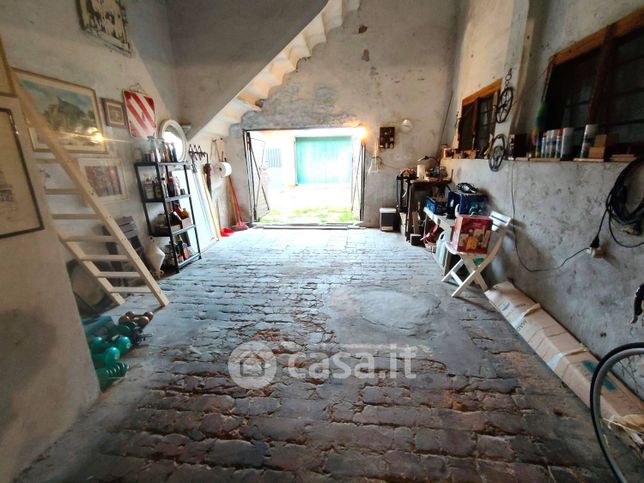 Box/posto auto in residenziale in 