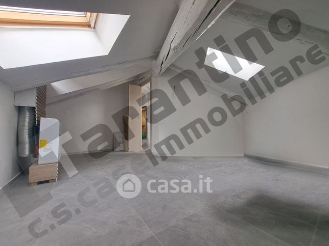 Appartamento in residenziale in Via Carlo Botta