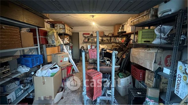 Box/posto auto in residenziale in 