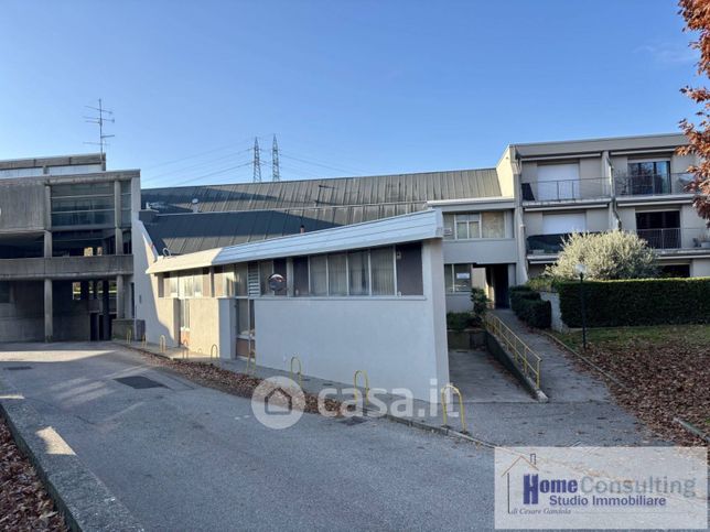 Ufficio in commerciale in Via Masaccio