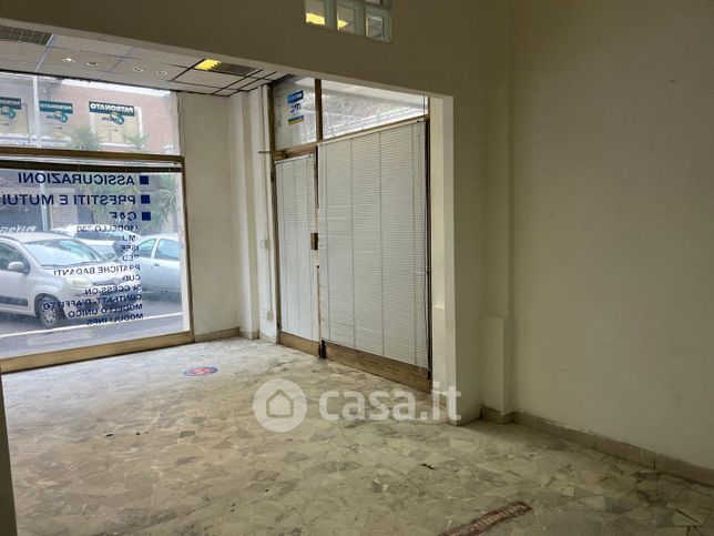 Negozio/locale commerciale in commerciale in Via Danilo Stiepovich 19