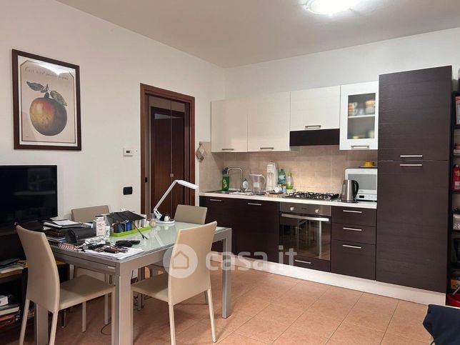 Appartamento in residenziale in Via Mercadante