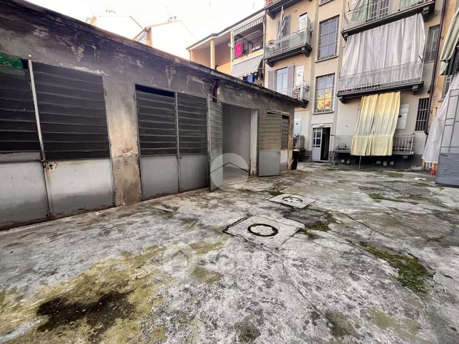 Garage/posto auto in residenziale in Via Leopoldo Usseglio 18