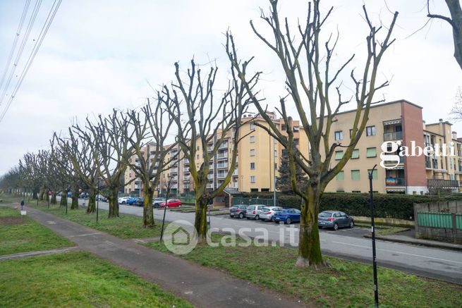Appartamento in residenziale in Via Robecchi 8